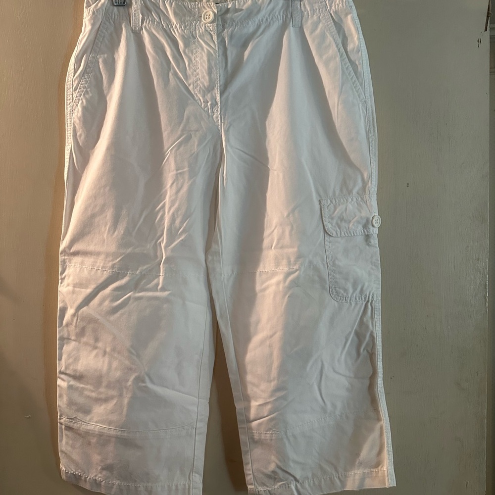 Liz Claiborne White Casual Cropped Pants